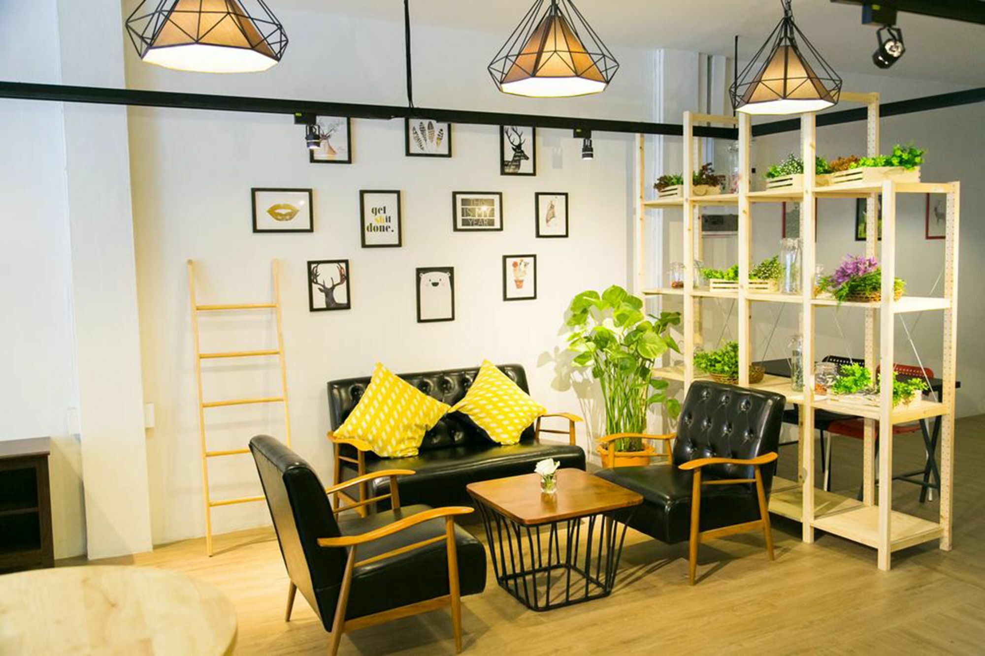Folk Poshtel Silom Bed and Breakfast Bangkok Eksteriør billede